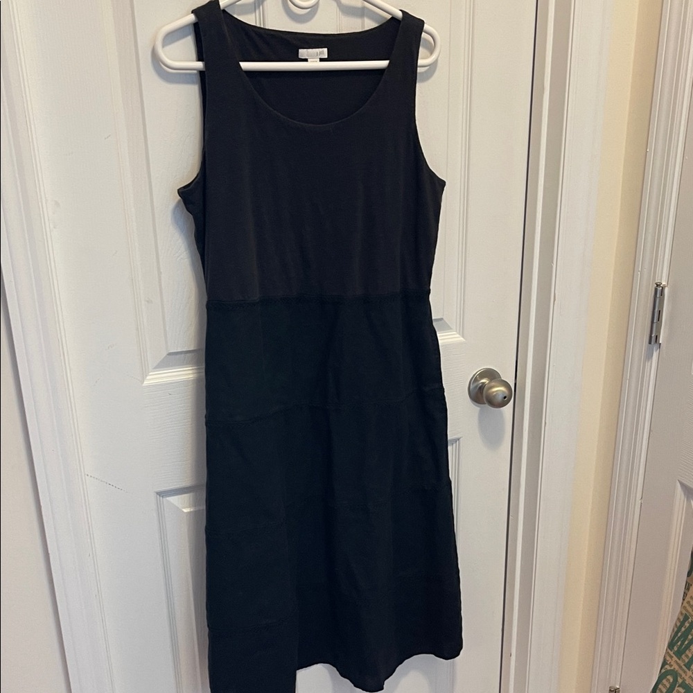 J. Elegant Black Sleeveless Dress